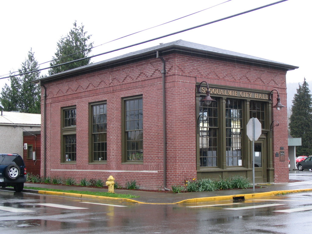 Snoqualmie, WA city hall photo, picture, image (Washington) at city