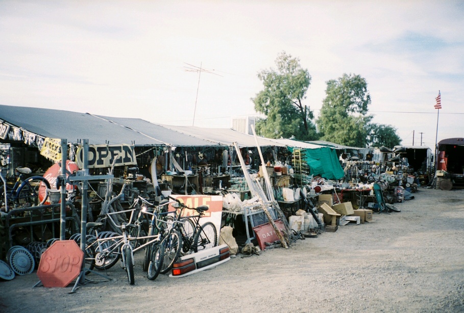 Quartzsite, AZ Typical store is Quartzite. January 2006 photo