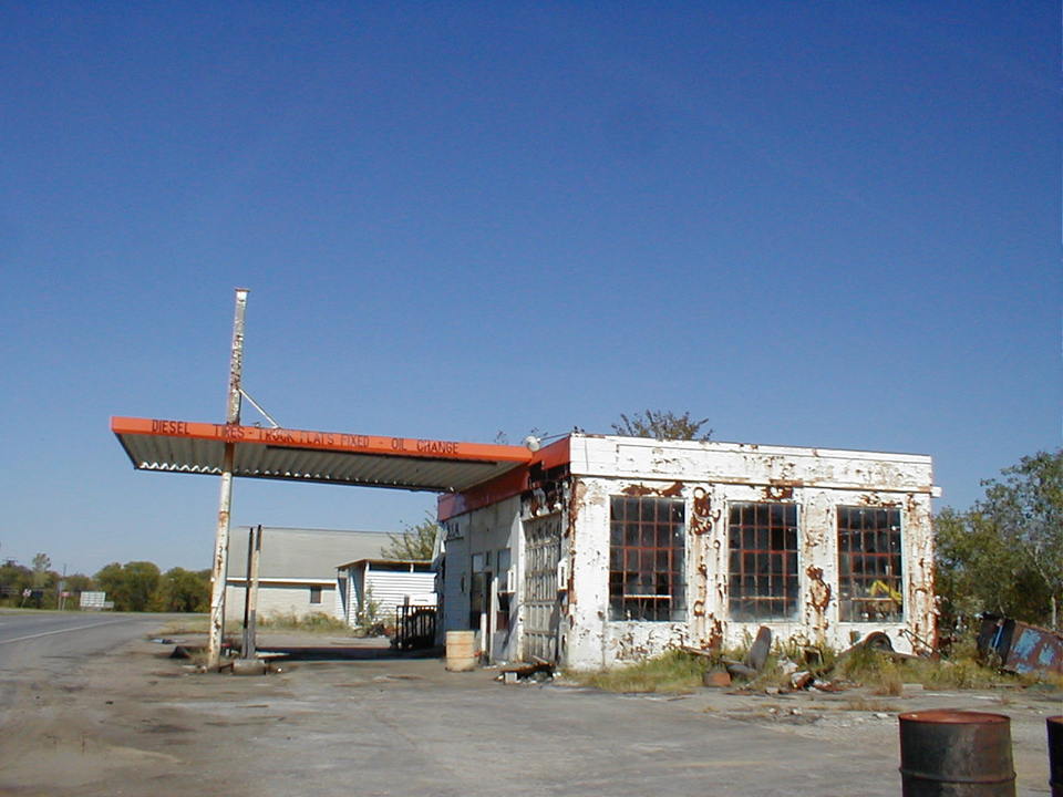 Chelsea, OK Retired service station photo, picture, image (Oklahoma