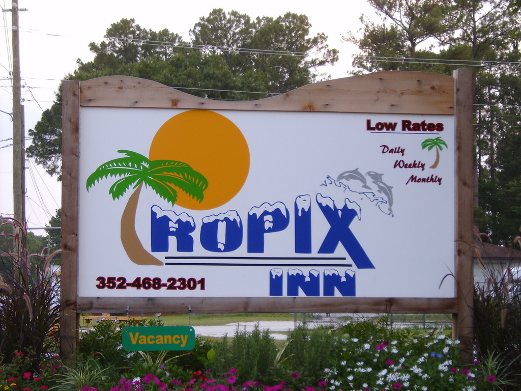 Waldo, FL Tropix Inn Motel sign photo, picture, image (Florida) at
