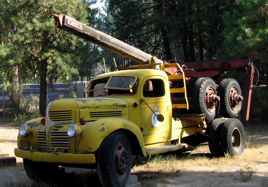 Chiloquin, OR Old Log Truck..... photo, picture, image (Oregon) at