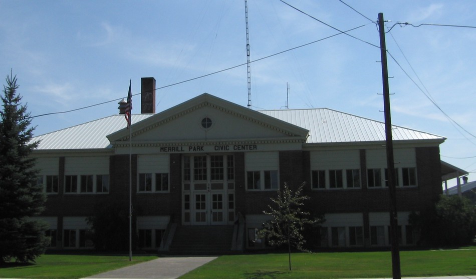 Merrill, OR Civic Center.... photo, picture, image (Oregon) at city
