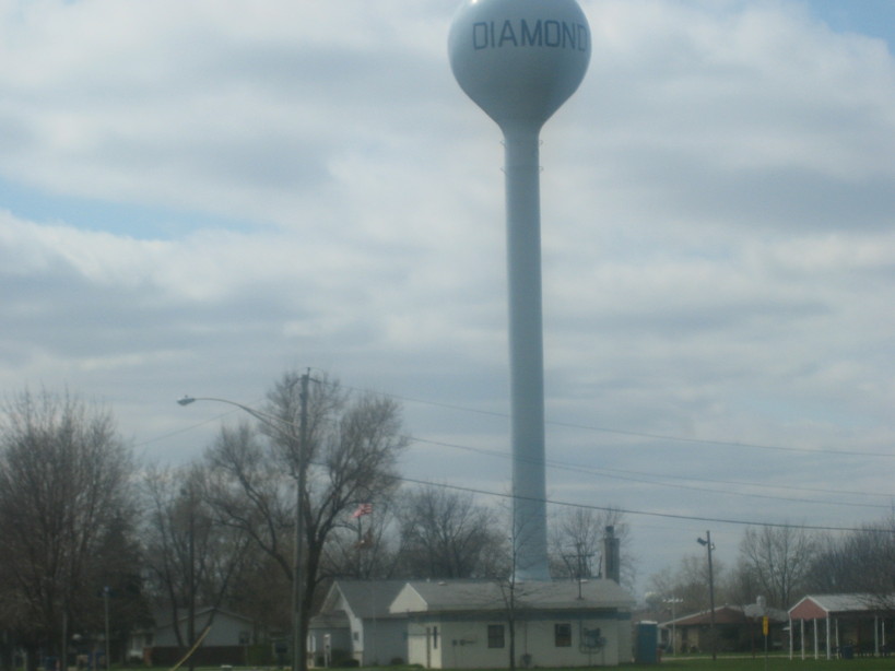 Diamond, IL water tower photo, picture, image (Illinois) at