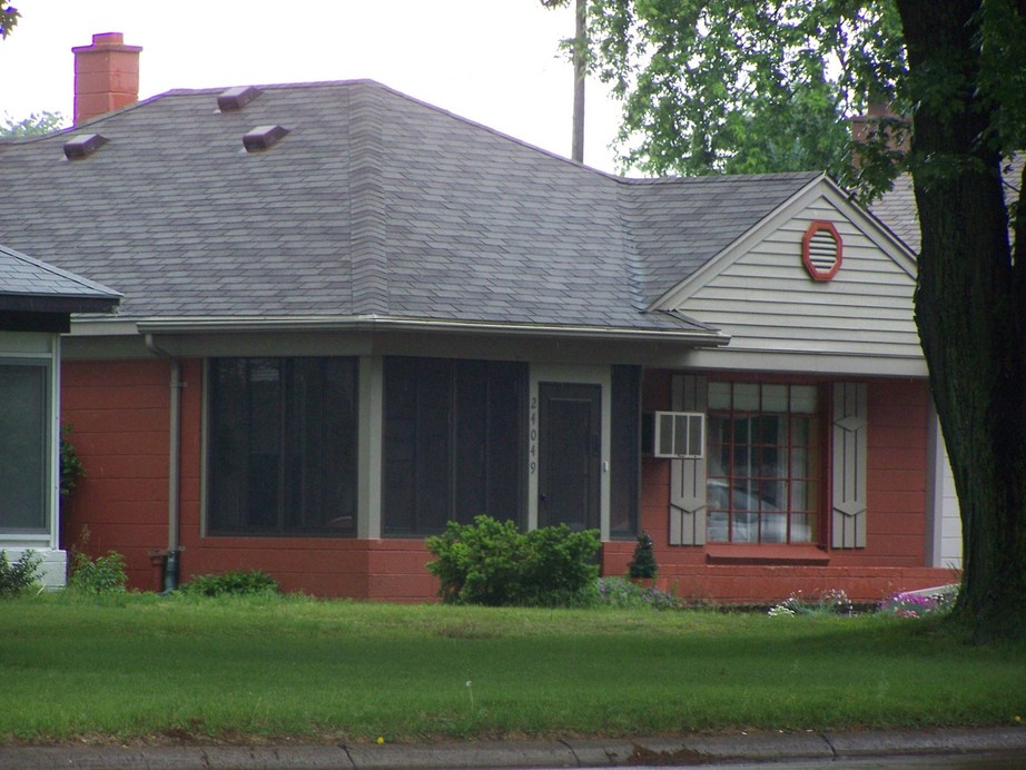 Dearborn Heights, MI Typical Dearborn Heights house photo, picture