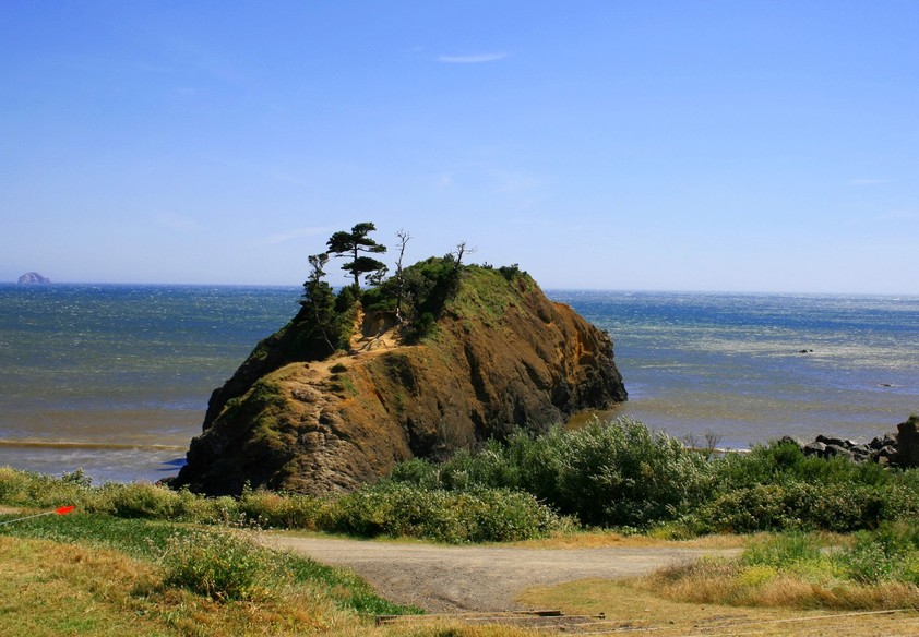 Port Orford, OR Battle Rock...Where a group of shipwrecked sailors