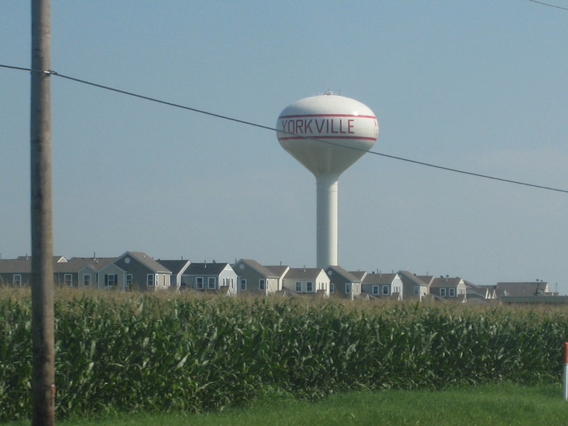 Yorkville, IL tower photo, picture, image (Illinois) at