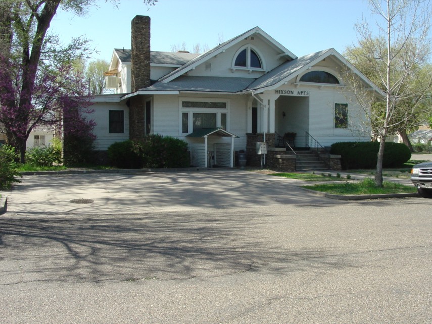 Rocky Ford, CO This Pretty Arts & Crafts (Craftsman) Apartment House has been rehabbed and is