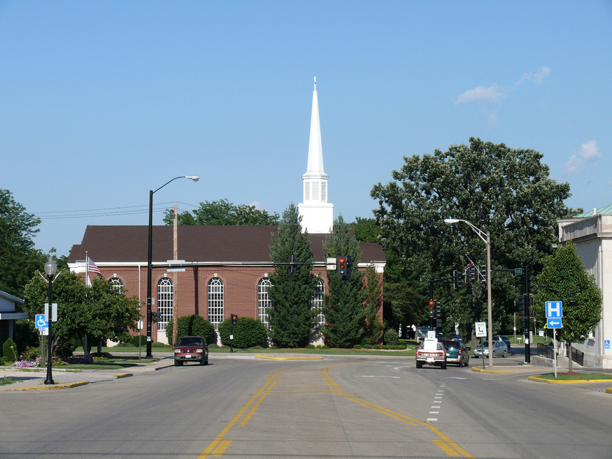 Peru, IL Looking East on U.S. Route 6 towards Congregational Church