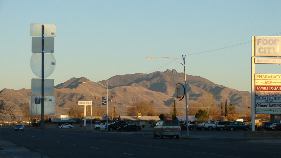 Willcox, AZ Chiracahua Mountains photo, picture, image (Arizona) at