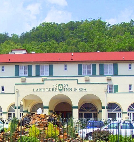 Lake Lure, NC Lake Lure Spa Inn, NC photo, picture, image (North