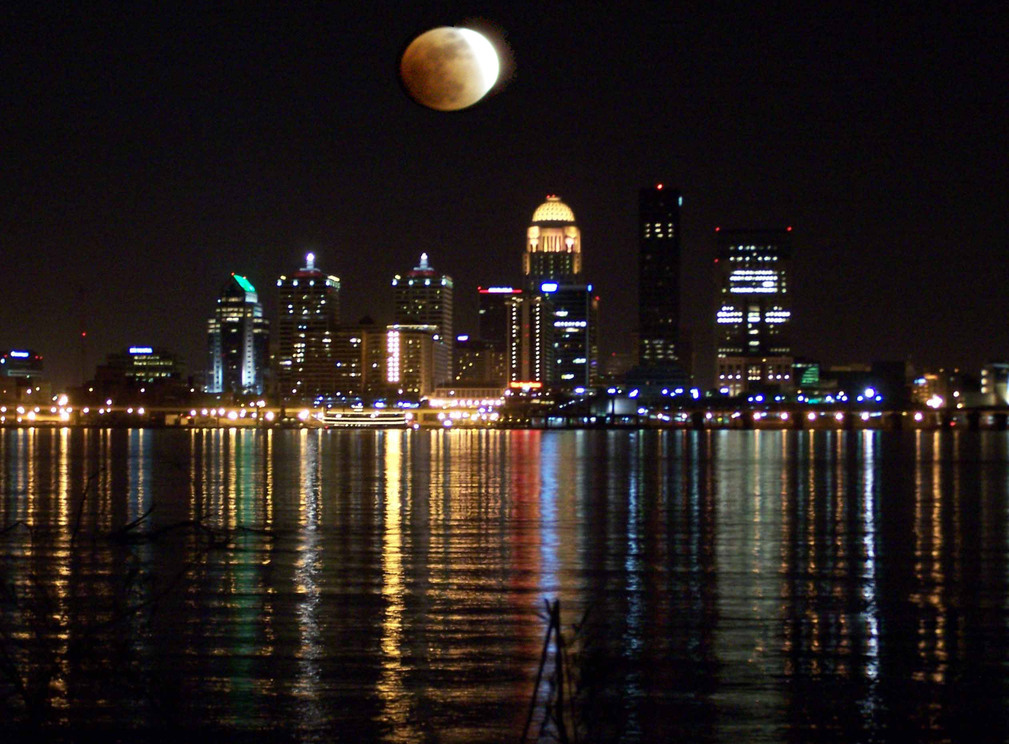 Jeffersonville, KY View Eclispe of Moon over Louisville from the