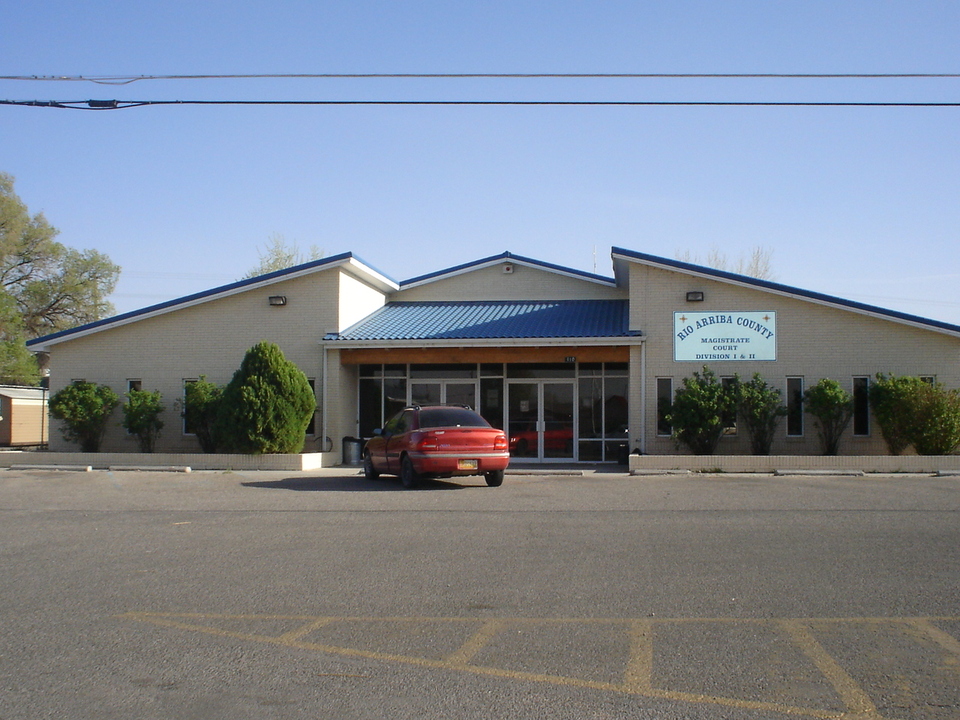 Espanola, NM Rio Arriba County Magistrate Courthouse photo, picture
