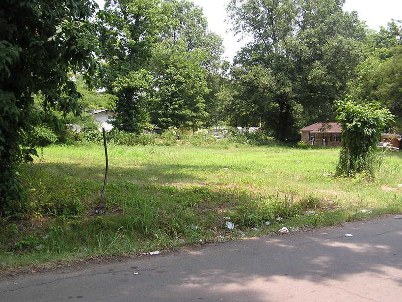 Jonestown, MS vacant lot photo, picture, image (Mississippi) at city
