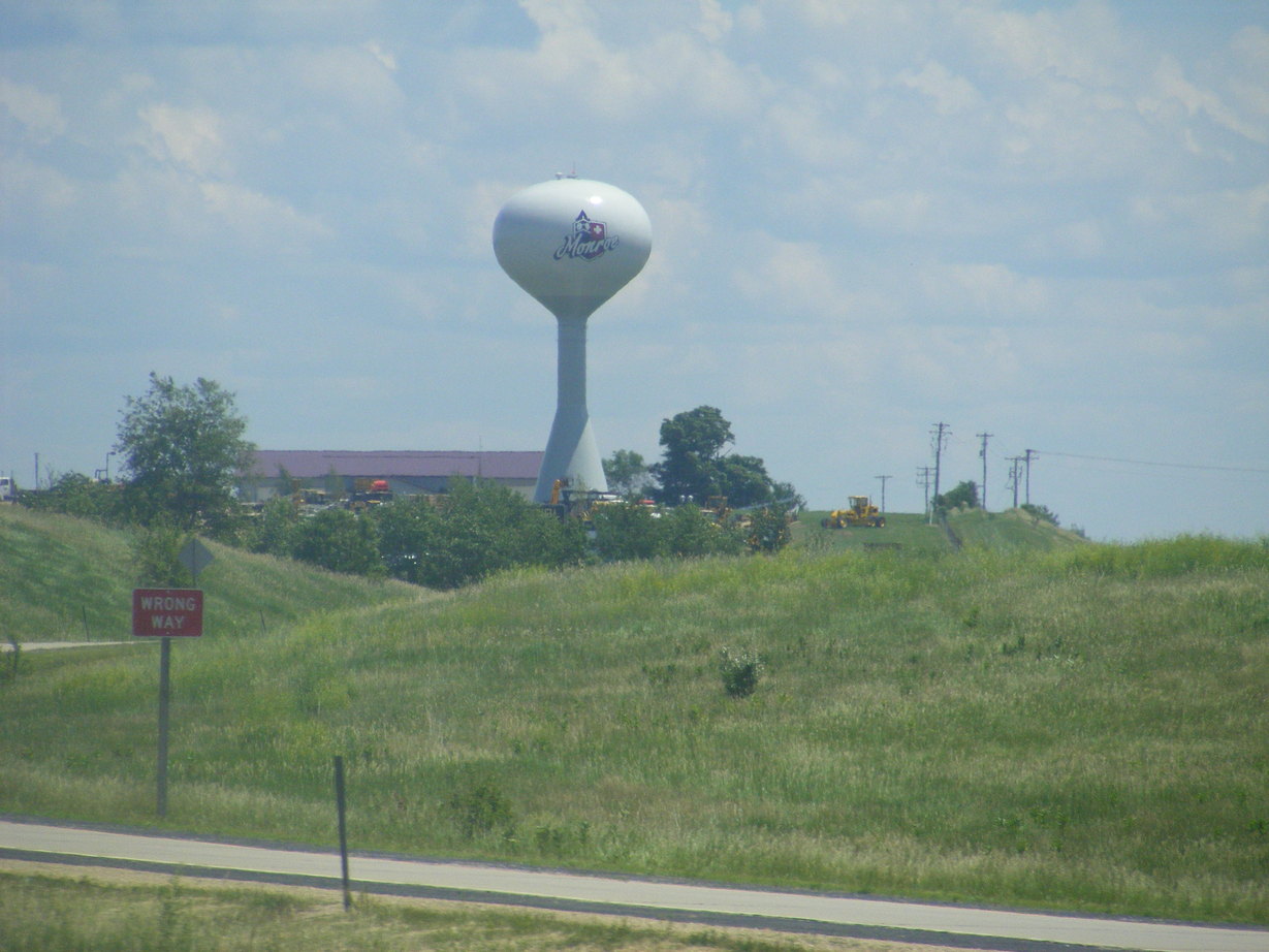 Monroe, WI Monroe Water tower photo, picture, image (Wisconsin) at