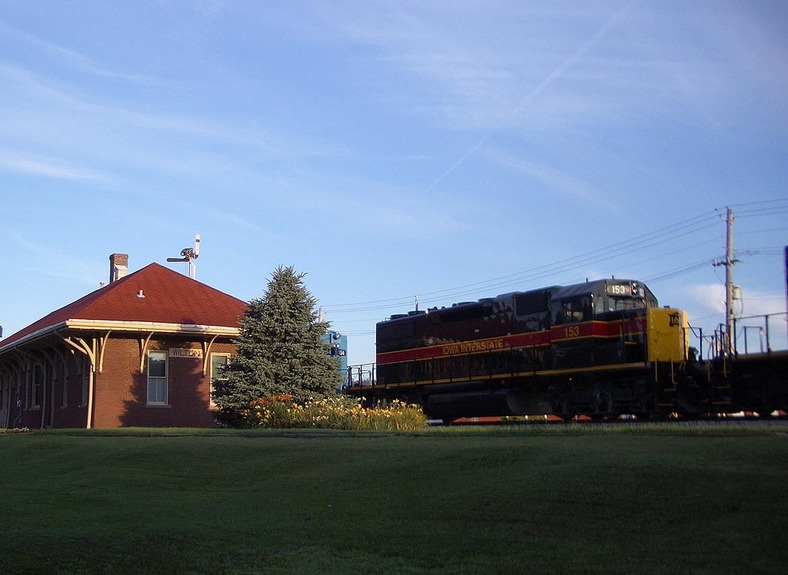 Wilton, IA Iowa Interstate Railroad passing by Depot 2007 photo