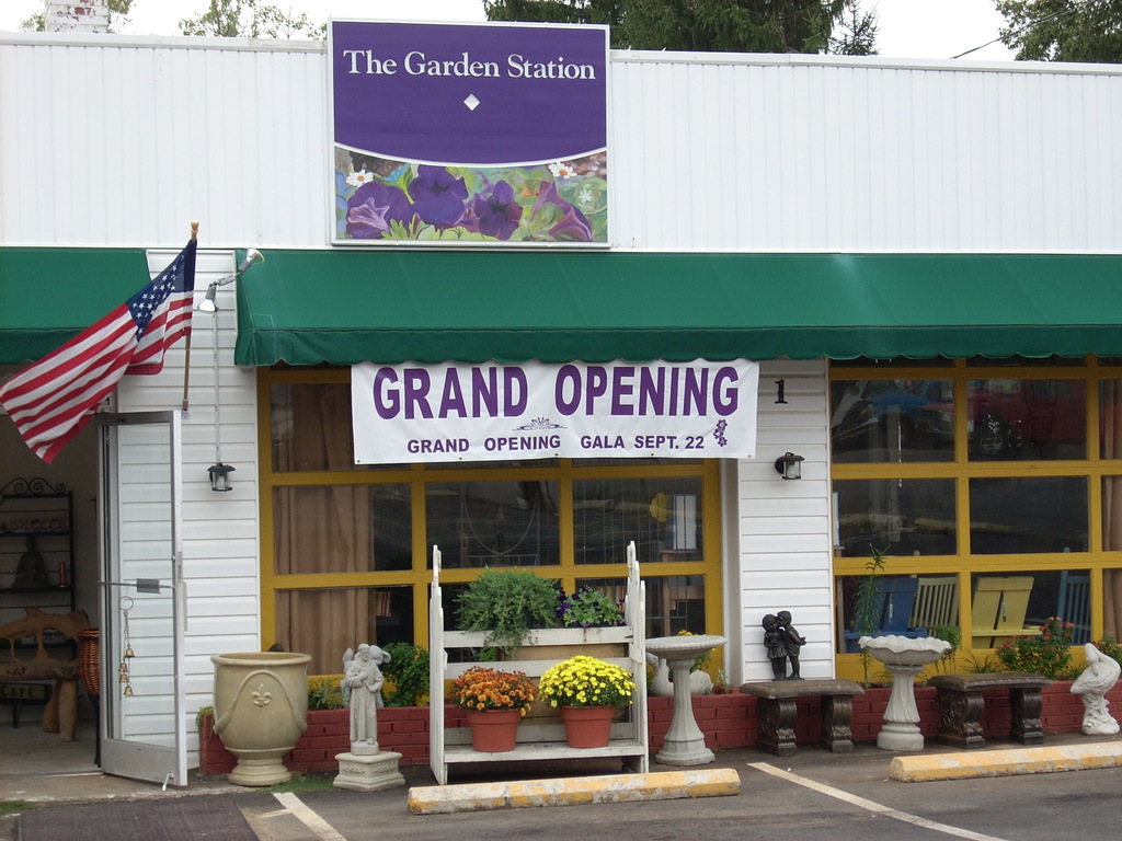 Weaverville, NC The Garden Station . . . A Groovy Place in