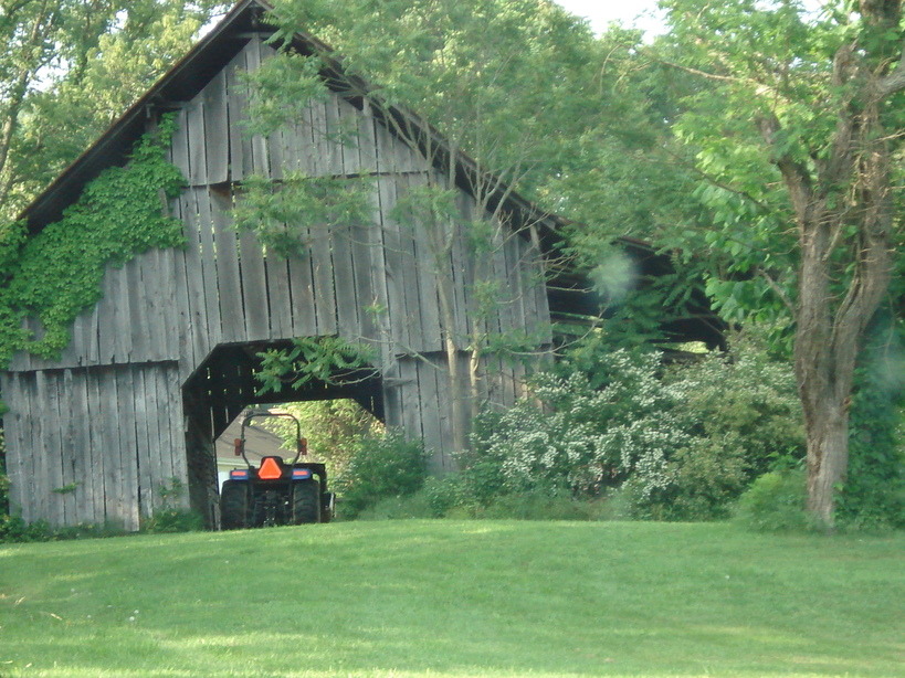 Kingsport, TN One of many barns found in Kingsport, TN photo, picture, image (Tennessee) at