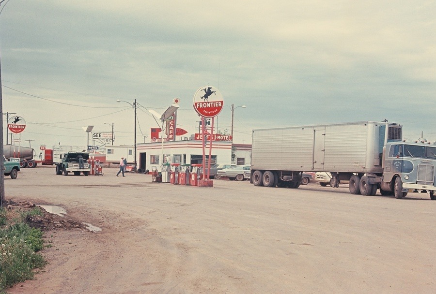 Kadoka, SD Jeff's Truck Stop & Cafe photo, picture, image (South