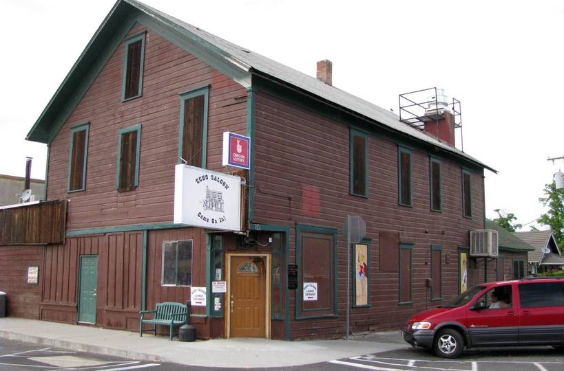 Echo, OR Echo Saloon, June 1, 2009 photo, picture, image (Oregon) at