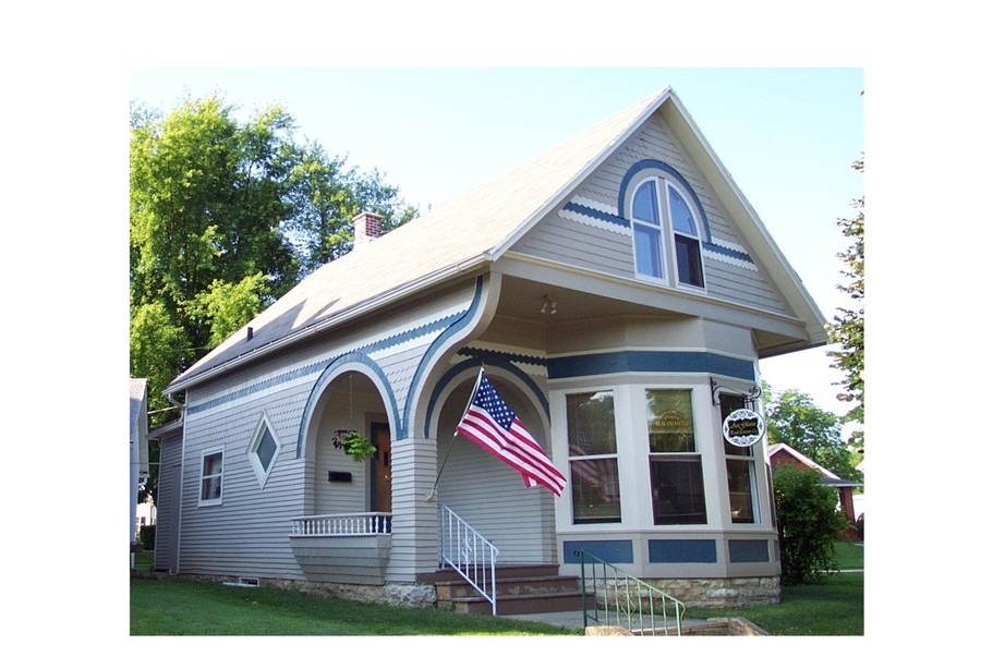 OH Au Glaize Real Estate Co. 607 W Auglaize St photo