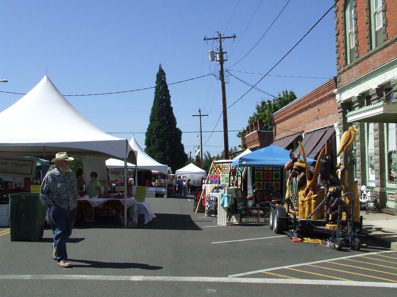 Oakland, OR historic Oakland Oregon Wine Festival 2008 photo, picture