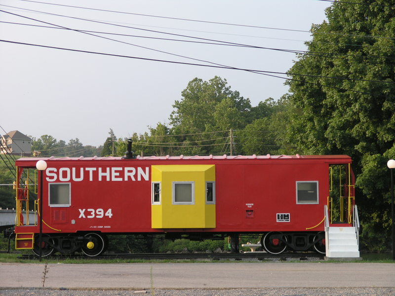 Bluff City, TN NEWLY PAINTED BLUFF CITY CABOOSE photo, picture, image
