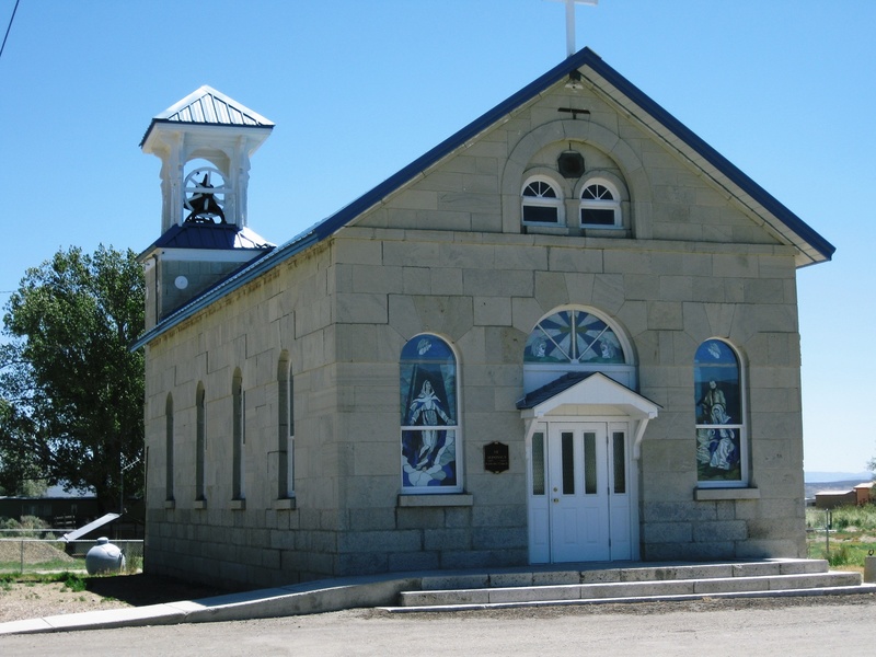 Winnemucca, NV Paradise Valley, NV about 40 miles north of