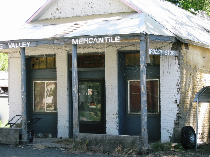 Winnemucca, NV Paradise Valley, NV about 40 miles north of