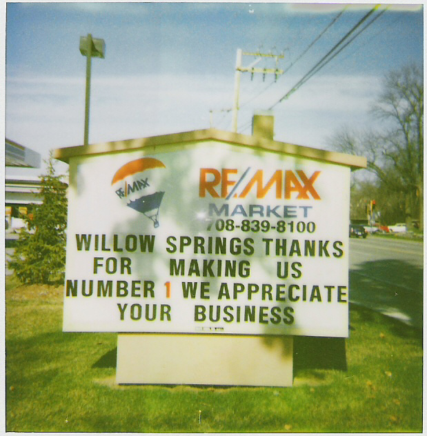 Willow Springs, IL RE/MAX Market of Willow Springs photo, picture