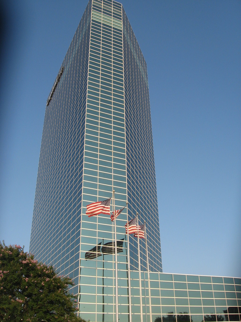 Lake Charles, LA Capital One Tower Tallest Building between Houston