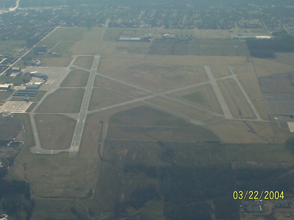 Columbus, OH Ohio State University Airport March 2004 photo, picture