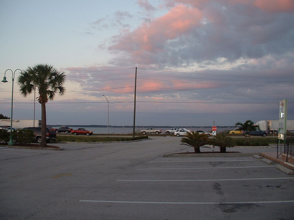Sebring, FL Evening Sky Over Lake Jackson, Sebring,Fla photo, picture, image (Florida) at city