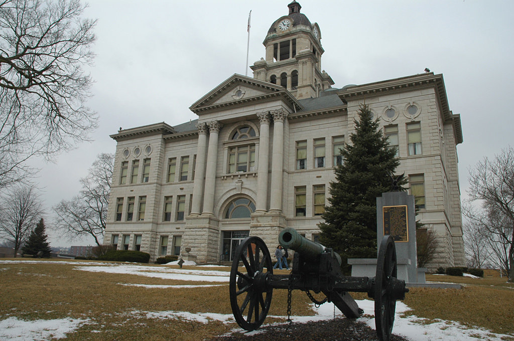Muscatine, IA A building in Town photo, picture, image (Iowa) at city