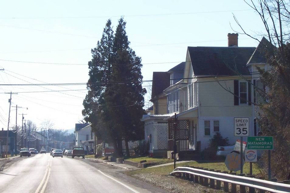 Matamoras, OH Entrance View of New MatamorasSouthbound on State