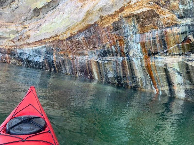 Your Guide to the Best Pictured Rocks Kayak Tour