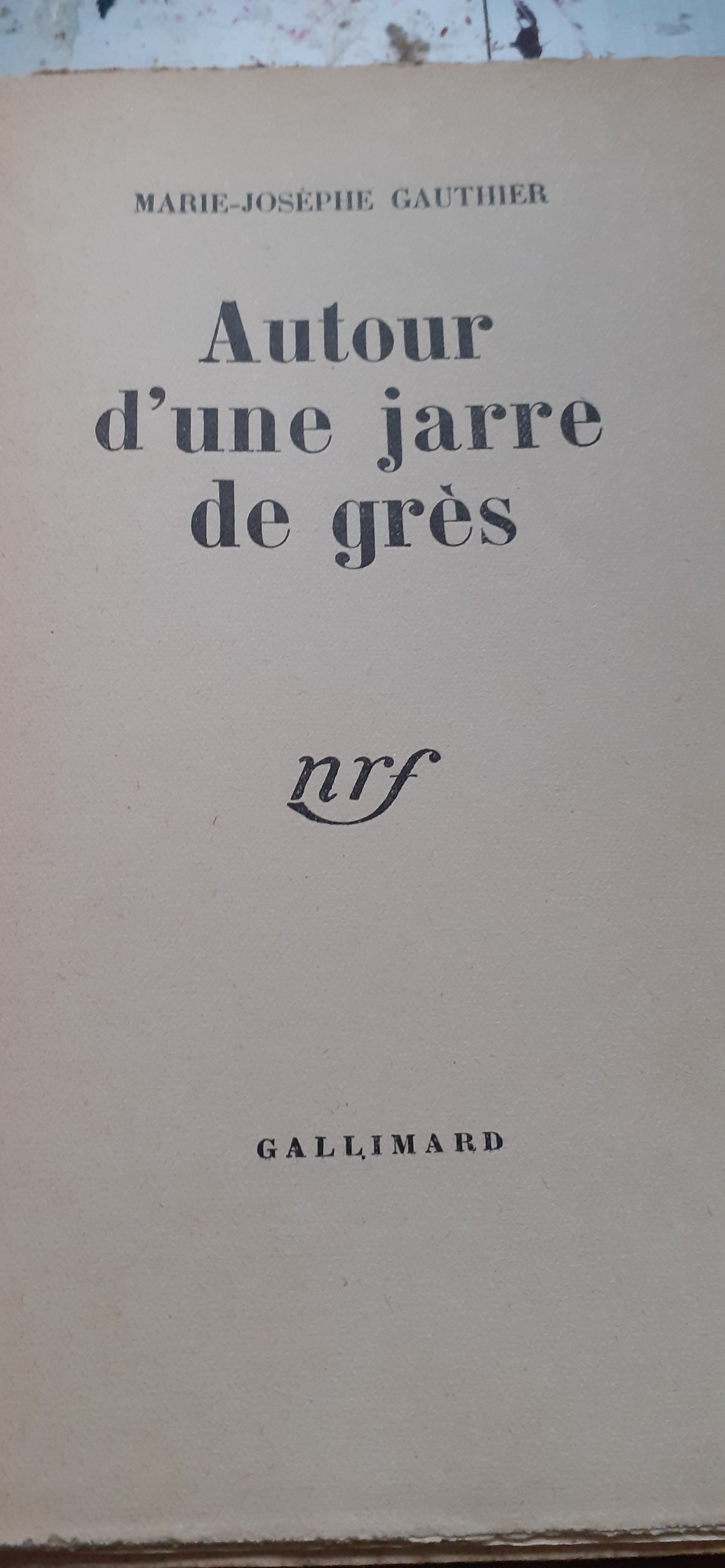autour d'une jarre de grès by mariejoséphe gauthier Bon Couverture