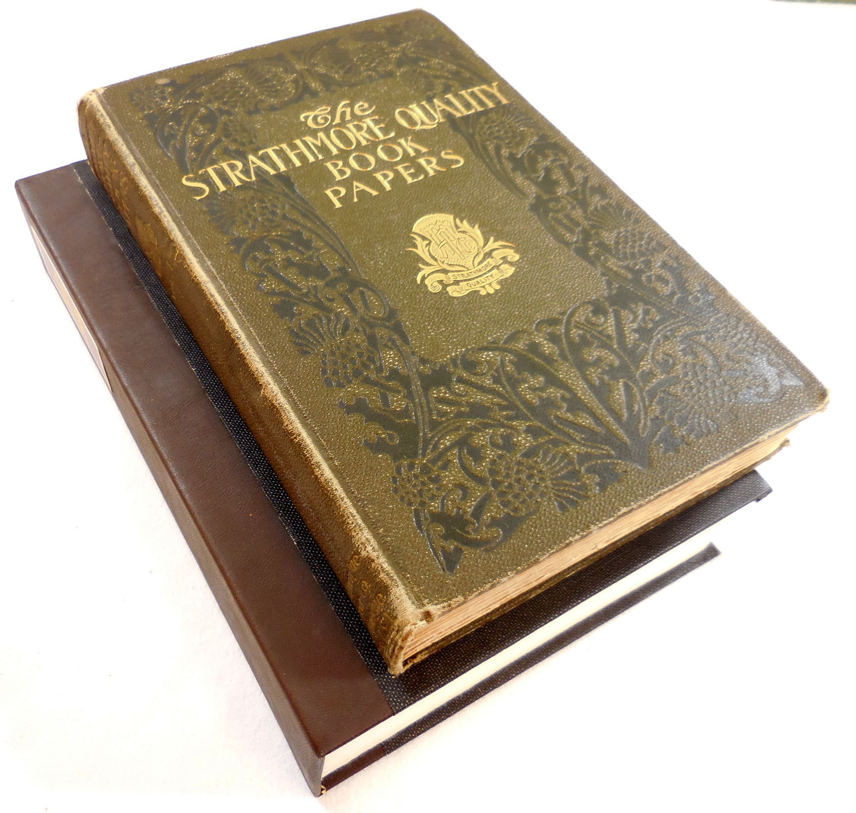 The Strathmore Quality Deckle Edge Bookpapers Strathmore Japan, Old