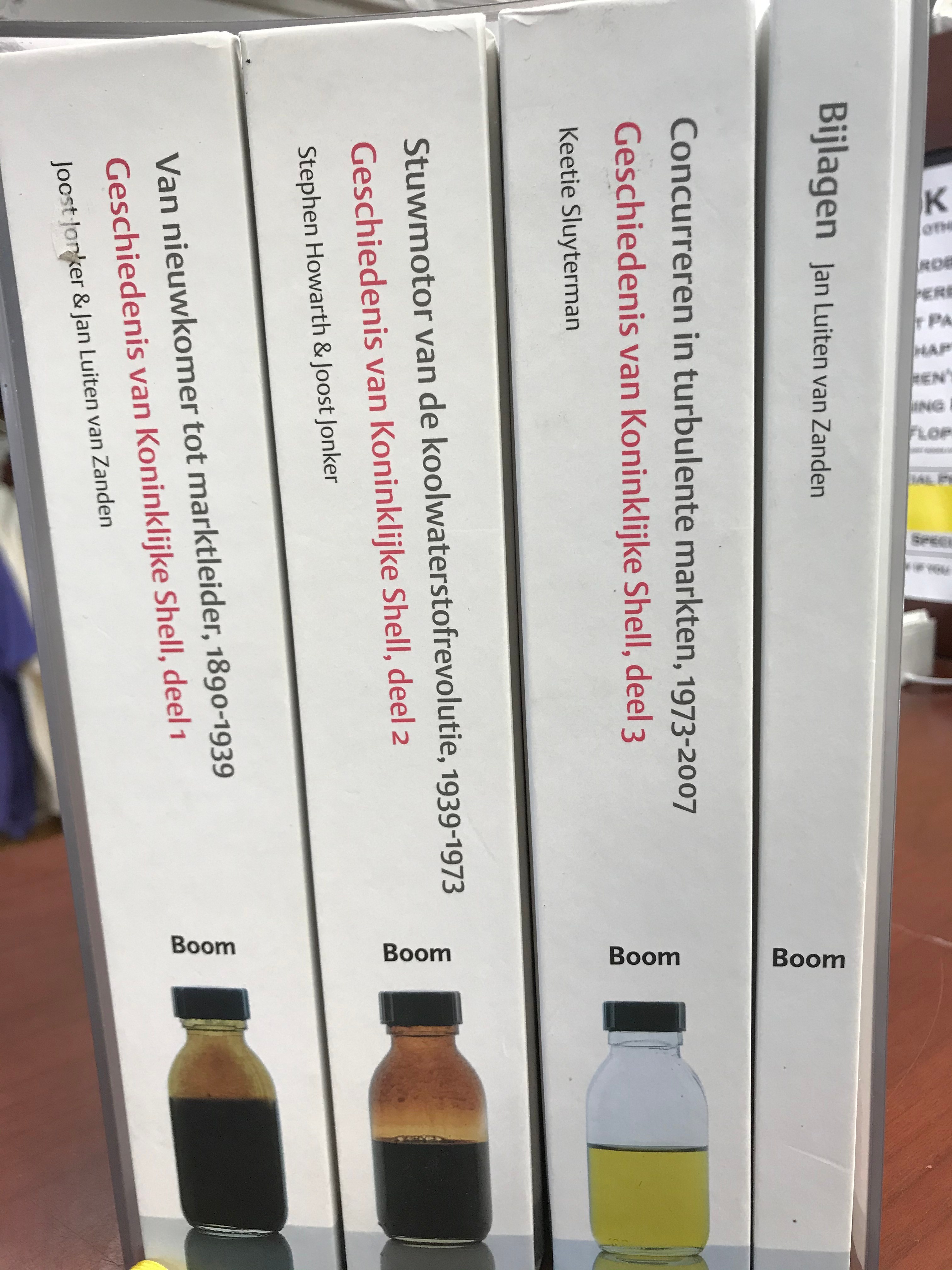 Geschiedenis Van Koninklijke Shell By Jonker, Joost, Jan Luiten Van Zanden, Stephen Howarth, Keetie Sluyterman: Near Fine Hardcover (2007) | Persnickety Books