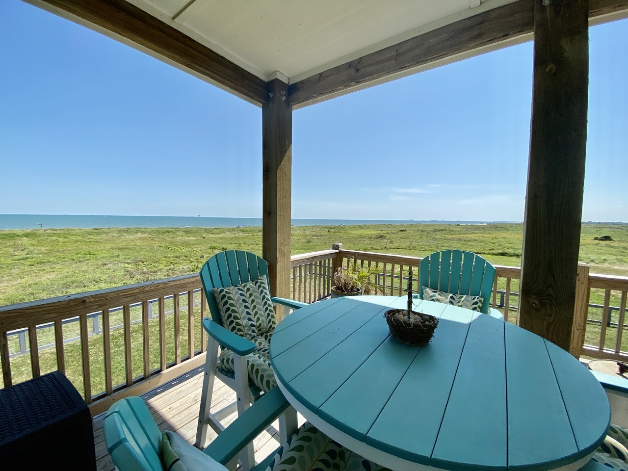 The Salty Mermaid Vacation Rental in Crystal Beach,TX Cobb Real Estate