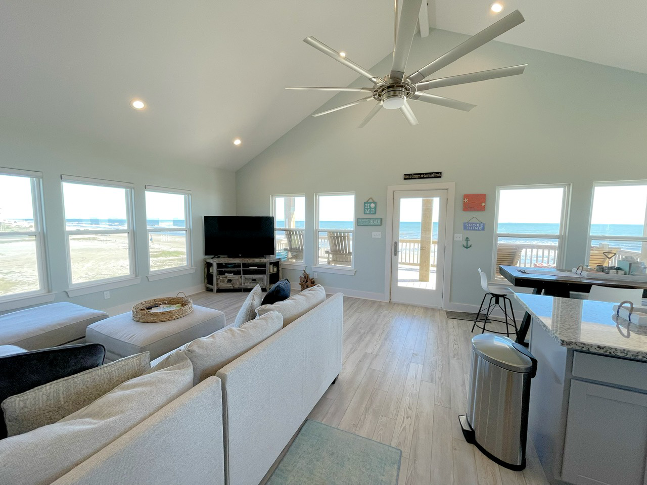 The Shore House Vacation Rental in Crystal Beach,TX Cobb Real Estate