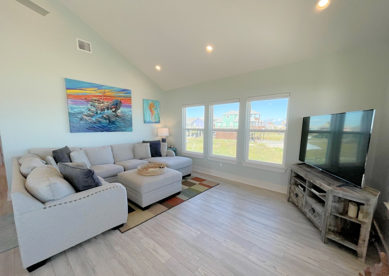 The Shore House Vacation Rental in Crystal Beach,TX Cobb Real Estate