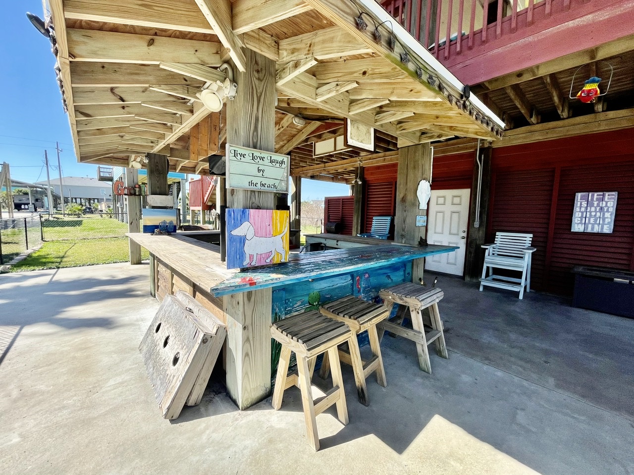 Crazy Cajun Cottage Vacation Rental in Crystal Beach,TX Cobb Real