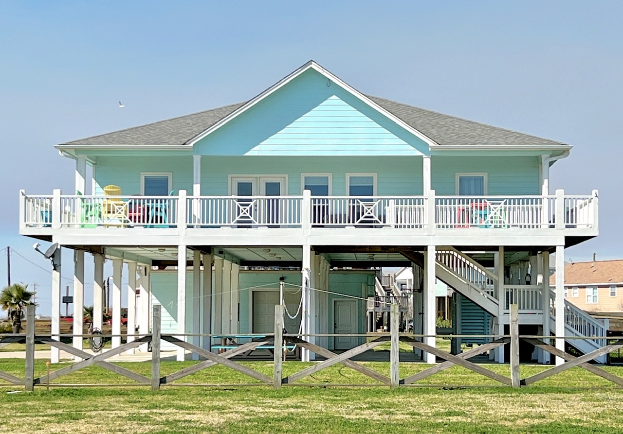 The Esscape Vacation Rental in Crystal Beach,TX Cobb Real Estate