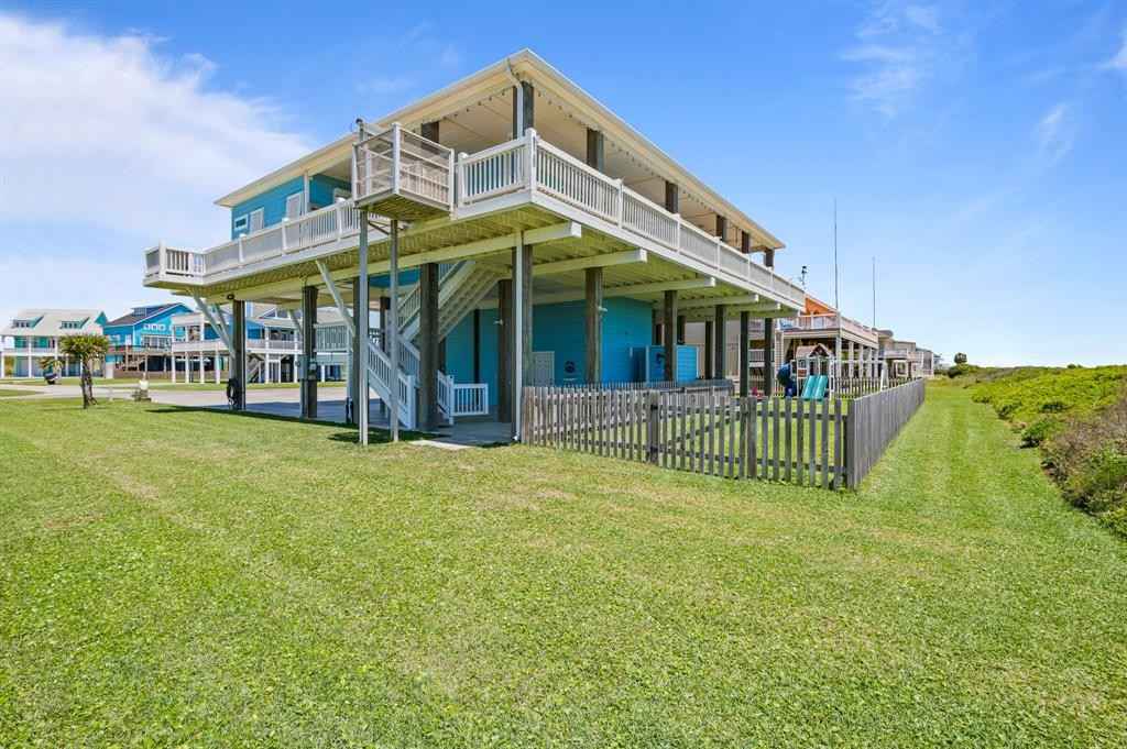 Just Sun & Beach Vacation Rental in Crystal Beach,TX Cobb Real Estate