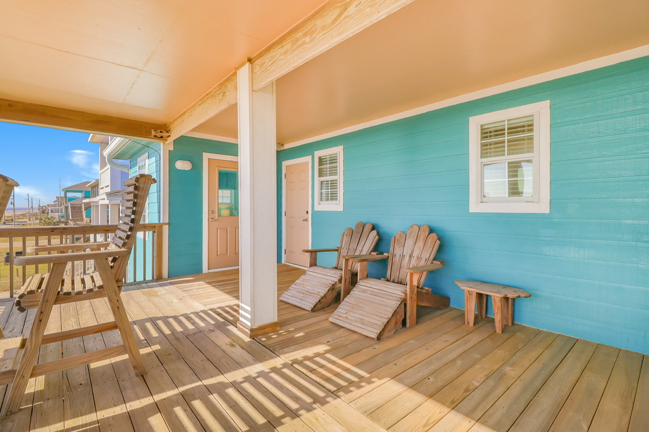 A Texas Star Vacation Rental in Crystal Beach,TX Cobb Real Estate