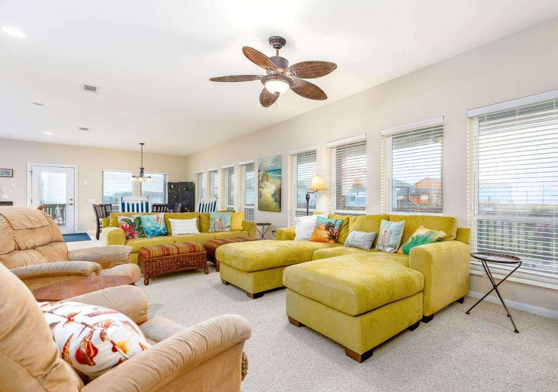 My Favorite Beach House Vacation Rental in Crystal Beach,TX Cobb