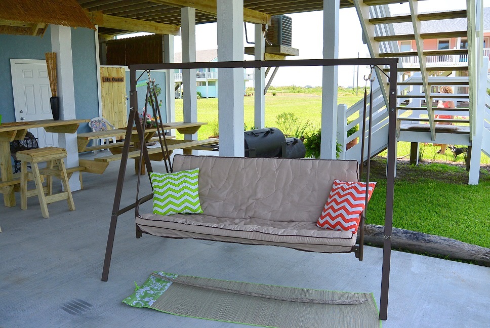 Kokomo Jo's Vacation Rental in Crystal Beach,TX Cobb Real Estate