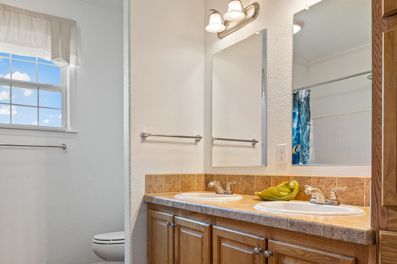 Camelot Vacation Rental in Caplen,TX Cobb Real Estate