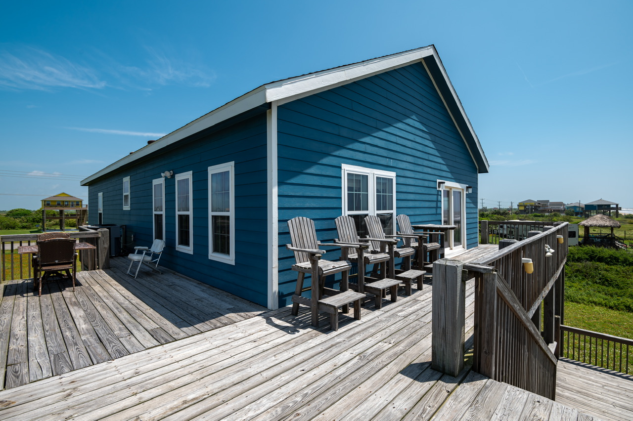 Camelot Vacation Rental in Caplen,TX Cobb Real Estate