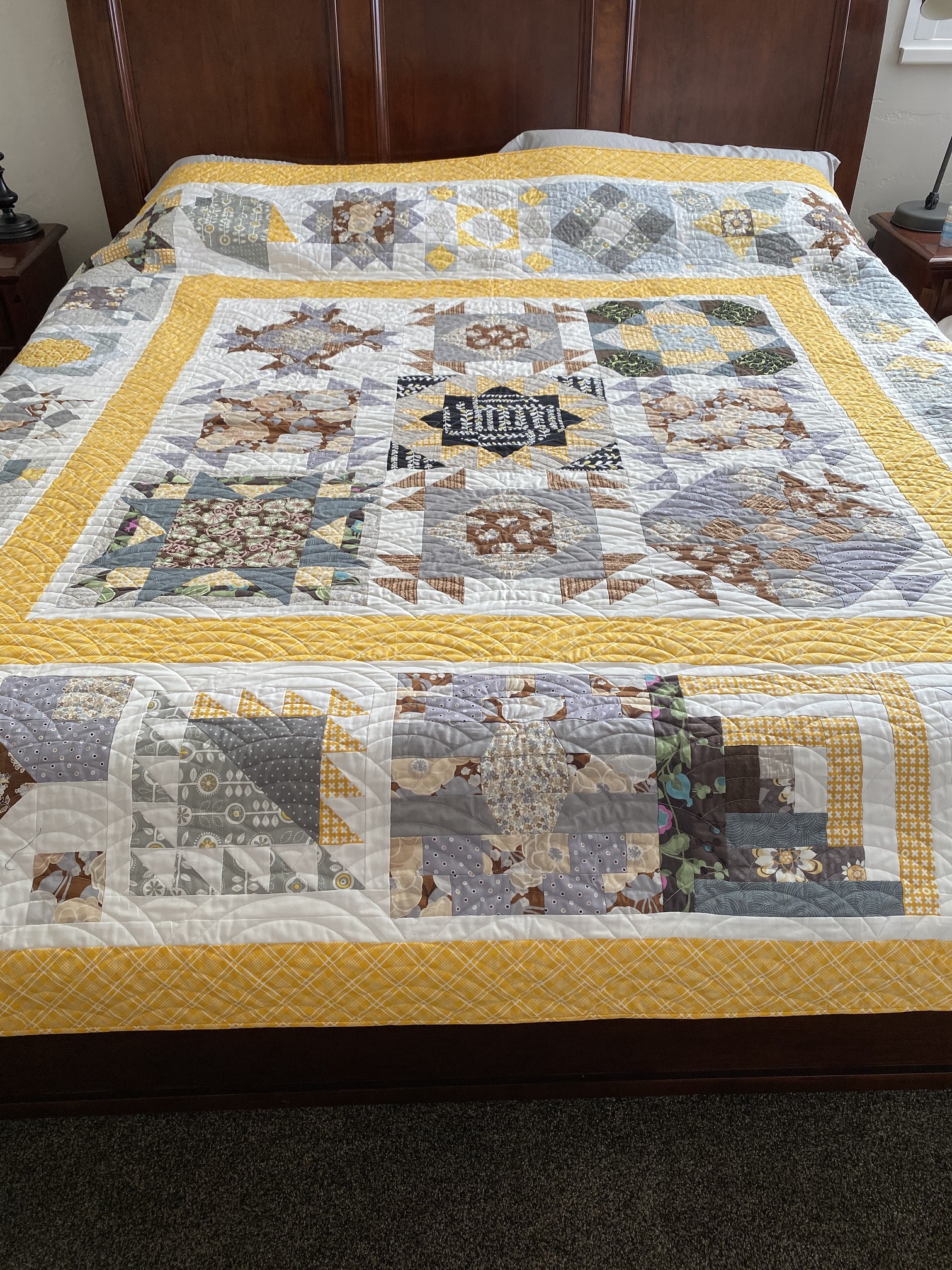 How Many 12 Inch Blocks In A Queen Size Quilt Christmas Quilts with 12inch Quilt Blocks Pieced Brain